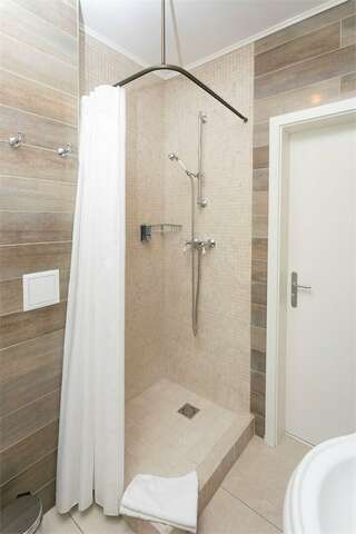 Гостиница Филипп Новоселово Двухместный номер с 2 отдельными кроватями-8