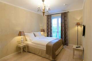 Гостиница Филипп Новоселово Стандартный номер с кроватью размера "queen-size"-1