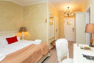 Гостиница Филипп Новоселово Двухкомнатный Семейный номер-5