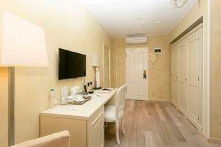 Гостиница Филипп Новоселово Джуниор сюит двухкомнатный-7