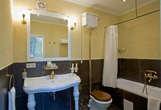 Гостиница Филипп Новоселово Двухкомнатный Семейный номер-12