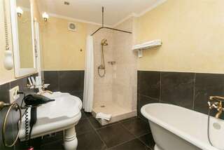 Гостиница Филипп Новоселово Джуниор сюит двухкомнатный-4