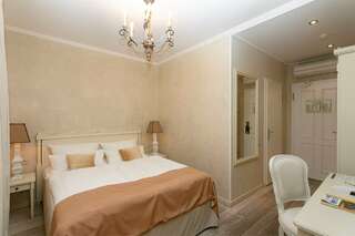 Гостиница Филипп Новоселово Стандартный номер с кроватью размера "queen-size"-2