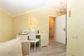 Гостиница Филипп Новоселово Двухкомнатный Семейный номер-8